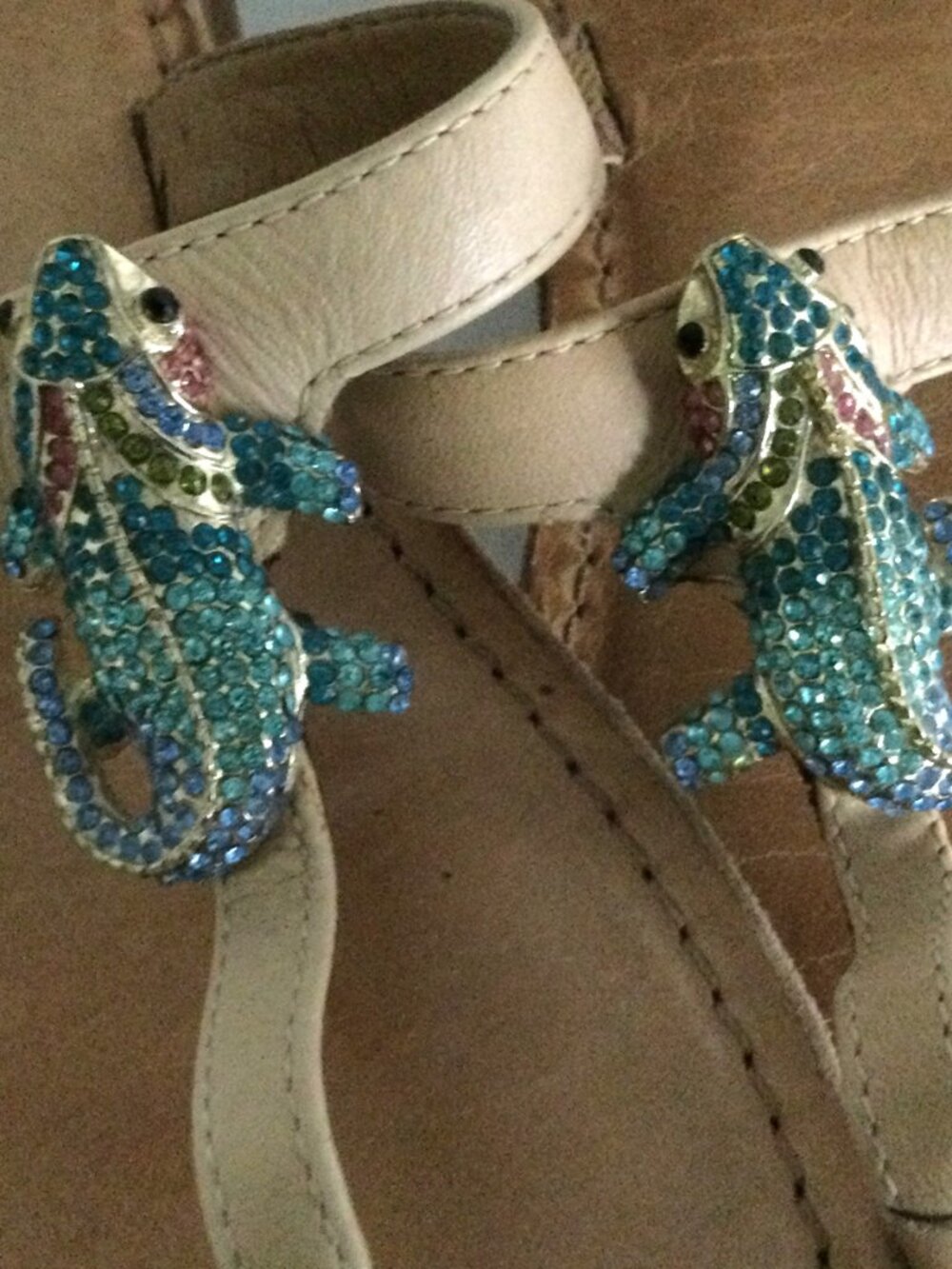 Antonio Melani Tan Leather Lizard Rhinestone Thong Sandals Size 8
